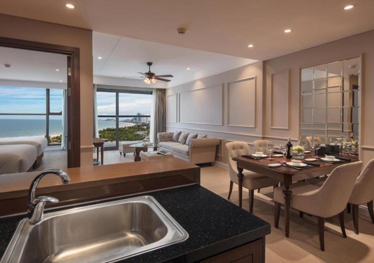 Sunrise Luxury Apartment With Ocean View Дананг Экстерьер фото