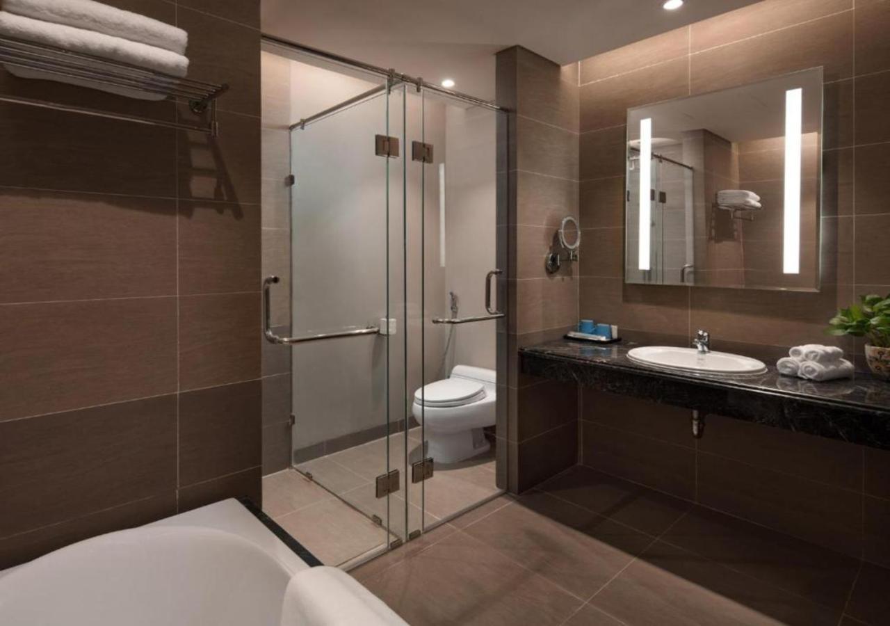 Sunrise Luxury Apartment With Ocean View Дананг Экстерьер фото